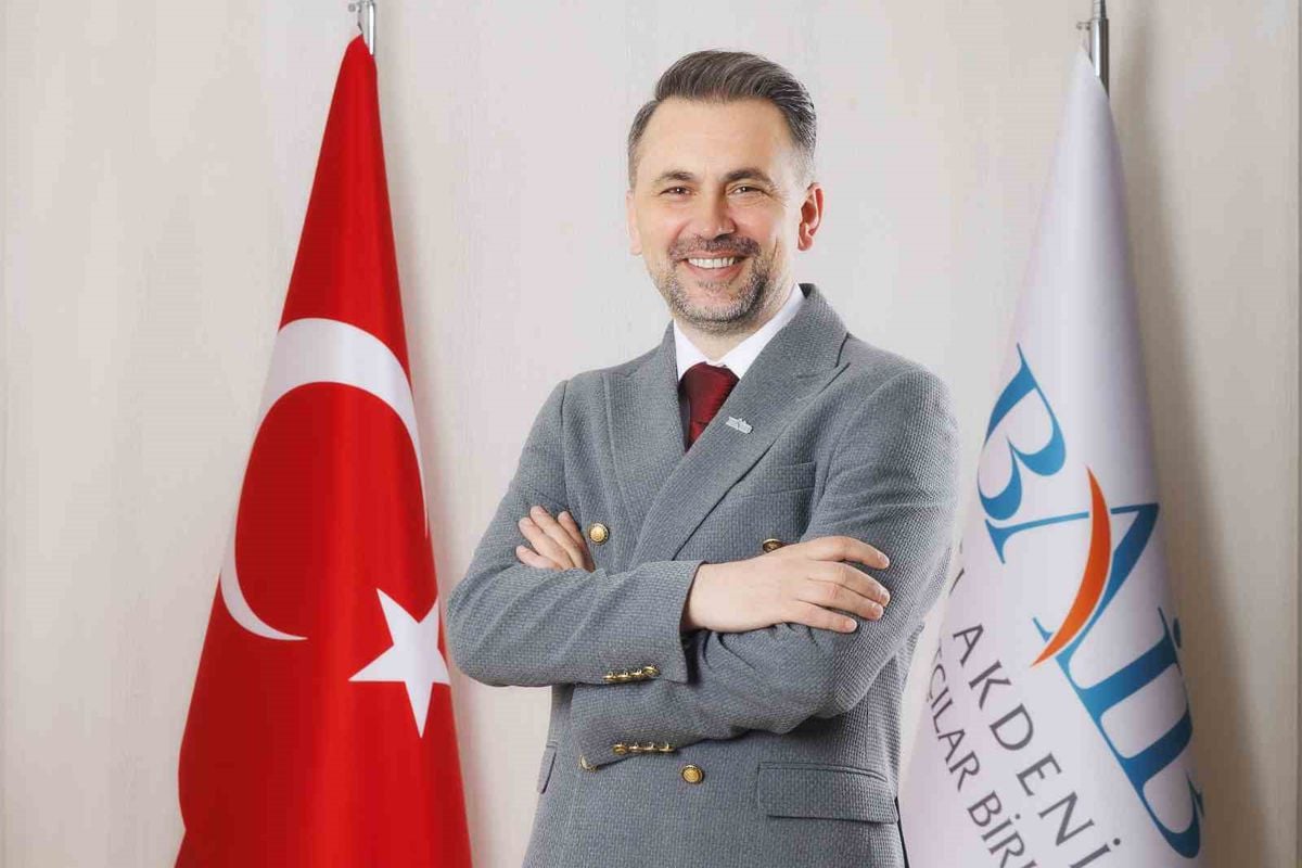 Batı Akdeniz İhracatı Ağustos'ta Geriledi, 8 Ayda Yükseldi