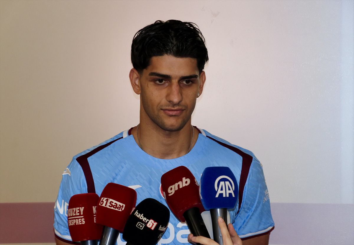 Futbolcu Ali Habeşoğlu, Trabzon'a geldi
