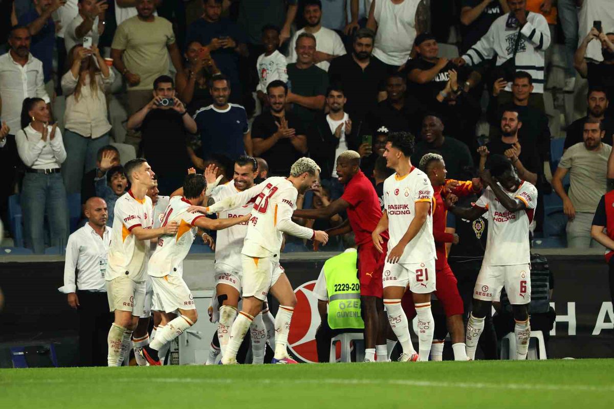 Galatasaray, Başakşehir'e karşı ligde 9'da 9 yaptı