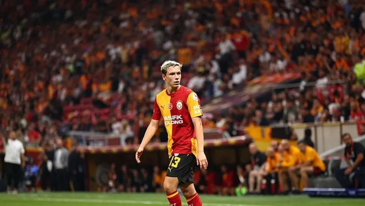 Galatasaray'ın transferi Aleksey Batrakov'a milli takım daveti geldi