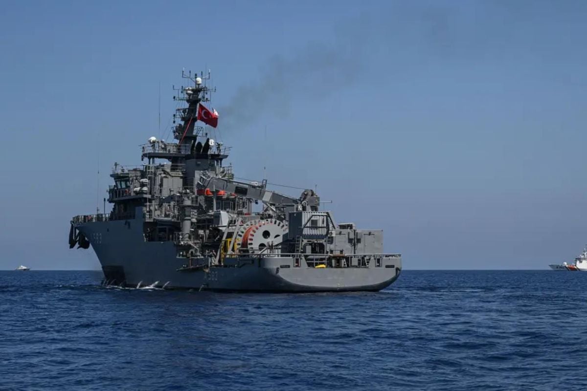 Girne'deki gemi faciasında 554 metre derinlikte naaş çıkarma operasyonu sürüyor!