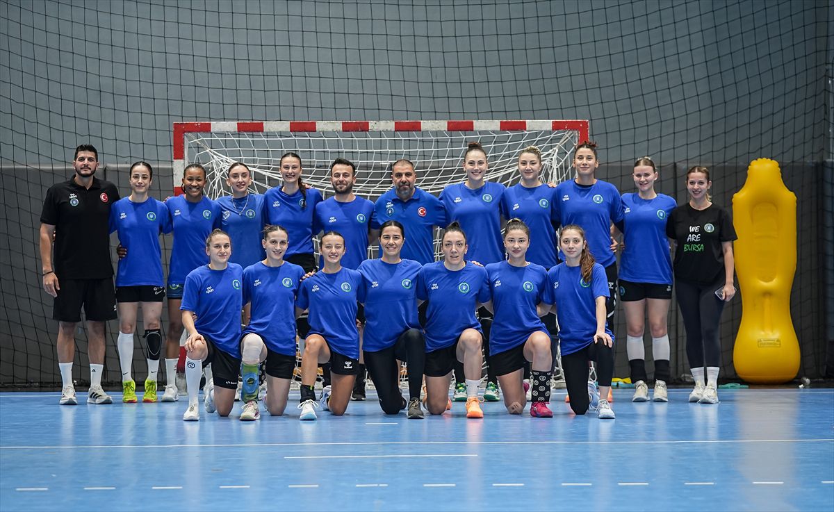 Bursa hentbolda iki kupa hedefliyor