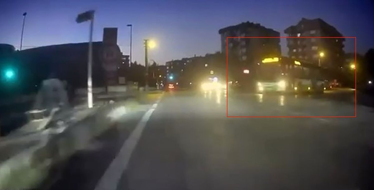 Kırmızı Işık İhlali Yapan Otobüs Şoförüne Ağır Ceza