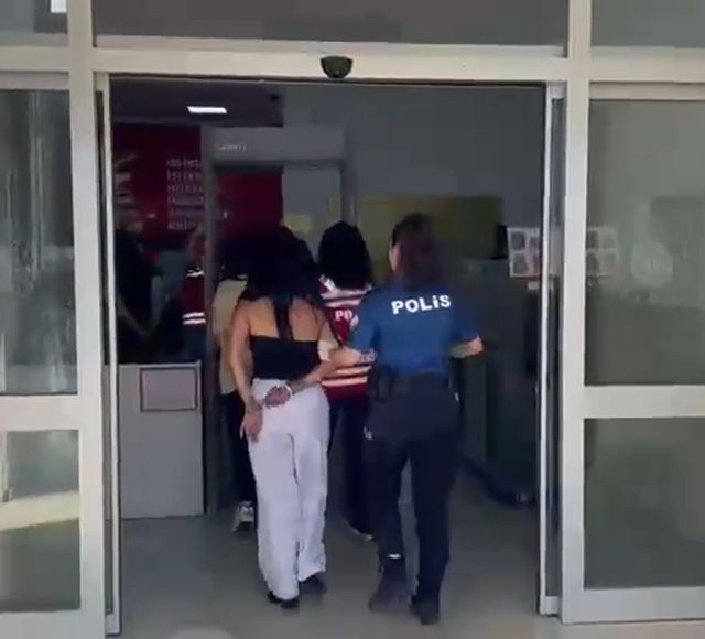 masaj salonuna fuhus operasyonu 1 tutuklama 3 20207492 o