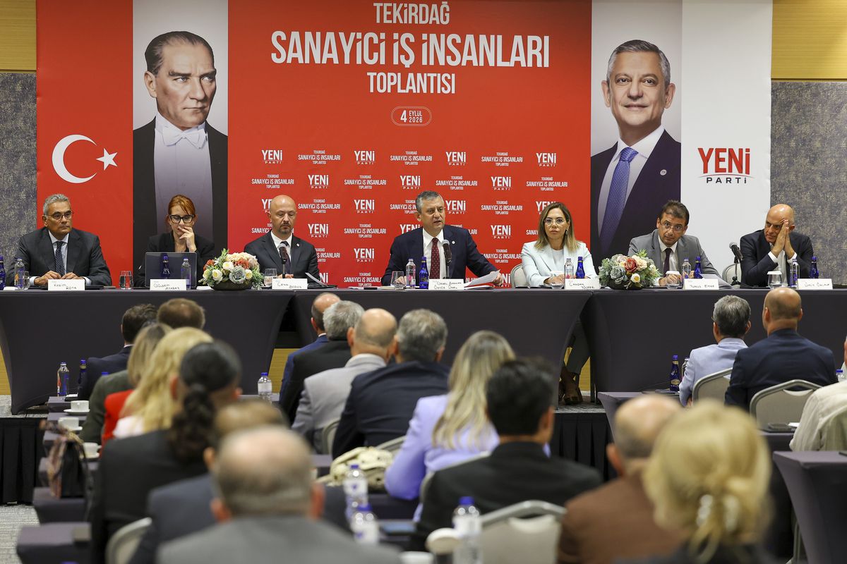 YENİ Parti Genel Başkanı Özgür Özel, Tekirdağlı İş İnsanlarıyla Buluştu