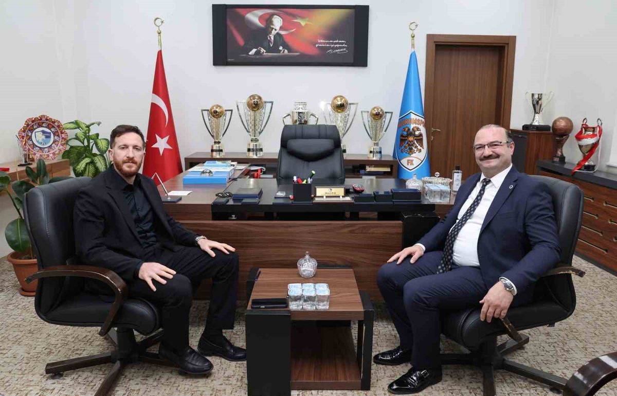 Rektör Hacımüftüoğlu'ndan Erzurumspor'a Ziyaret ve Başarı Dilekleri