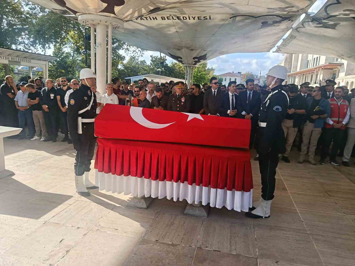Şehit Polis Melih Kaygusuz Son Yolculuğuna Uğurlandı