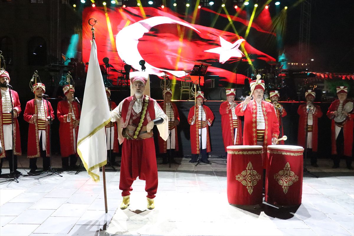 Sivas Kongresi’nin 107. Yılı Coşkuyla Kutlandı