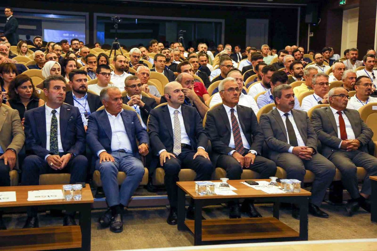 Sivas'ta KOSGEB Destek ve Dönüşüm Toplantısı Gerçekleştirildi