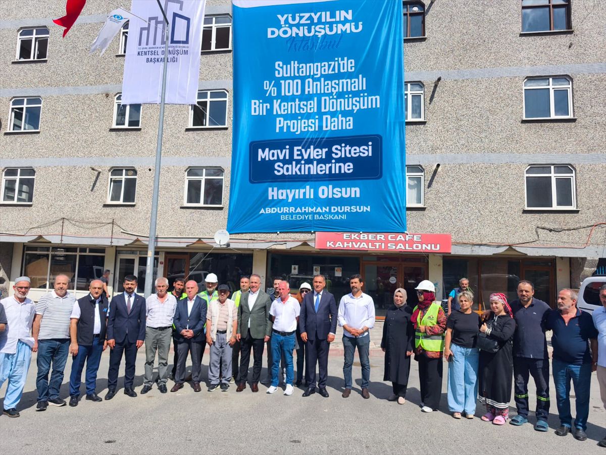 Sultangazi'de Mavi Evler Sitesi'nde yüzde 100 uzlaşı ile yıkım başladı