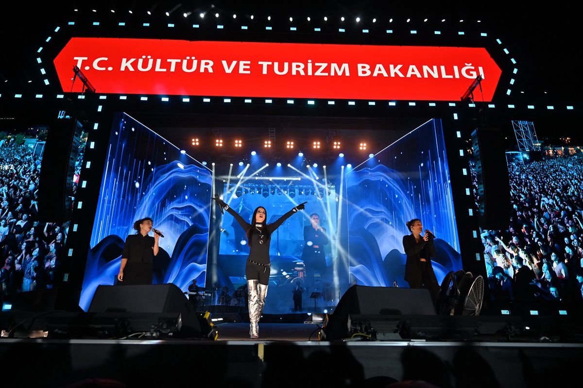 Çanakkale'de Kültür Yolu Festivali coşkusu sürüyor
