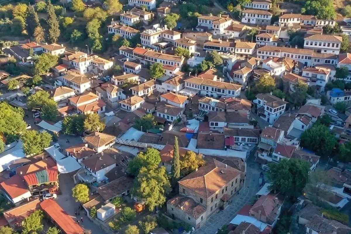 Ukrayna'da telefon fiyatına satılan evler kapış kapış gitti