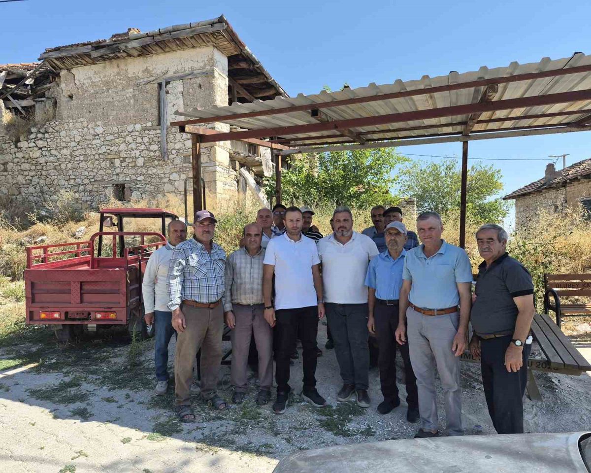 Uşak'ta Tarım ve Hayvancılık İçin Üreticilere Saha Ziyaretleri
