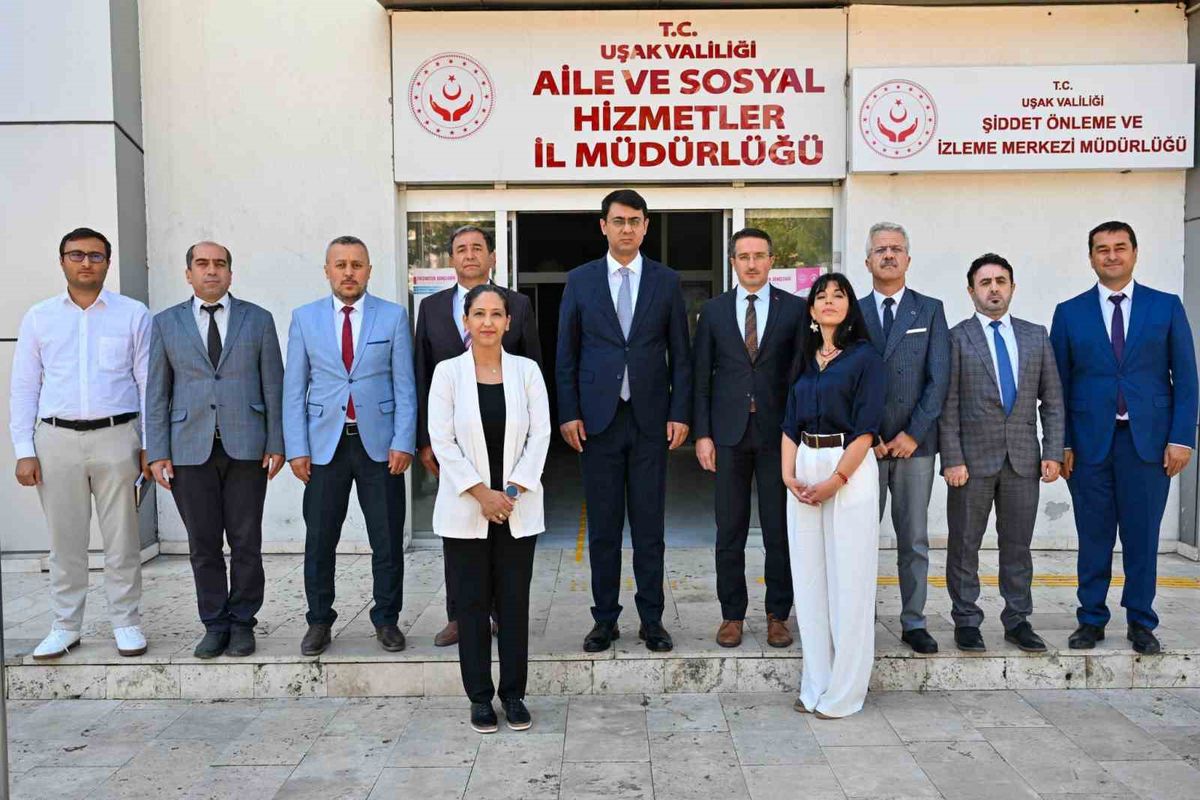 Uşak Valisi Kartal, sosyal hizmet ve yardım faaliyetlerini yerinde inceledi