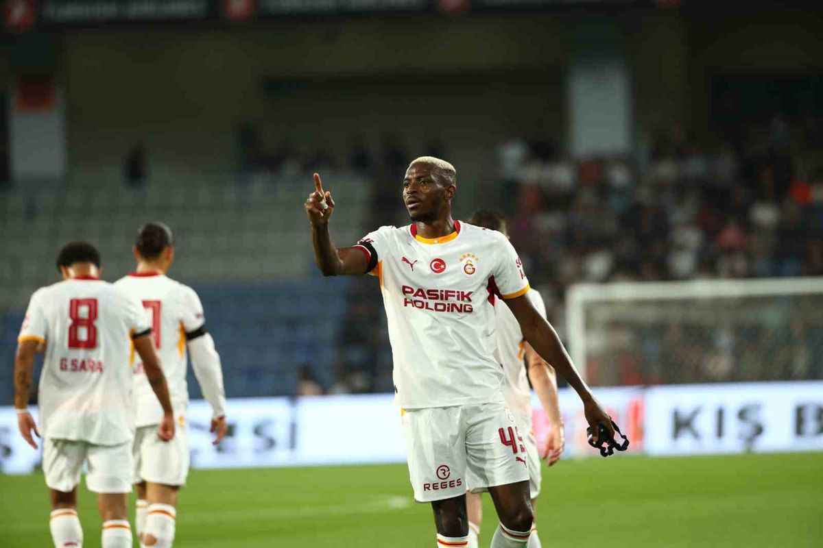 Osimhen Başakşehir'e de gol attı: 6 gol