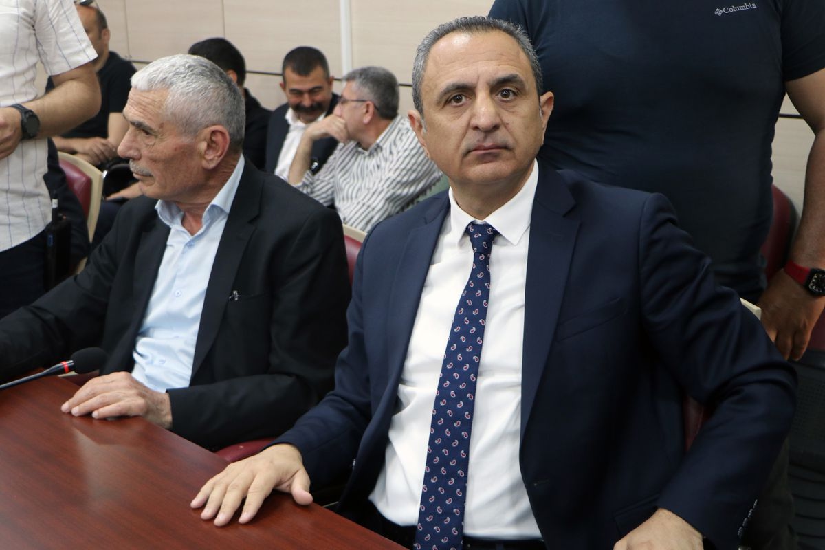 Yüreğir'de başkan vekilliği krizi: Mahkeme görevi AK Partili Özünal'a verdi
