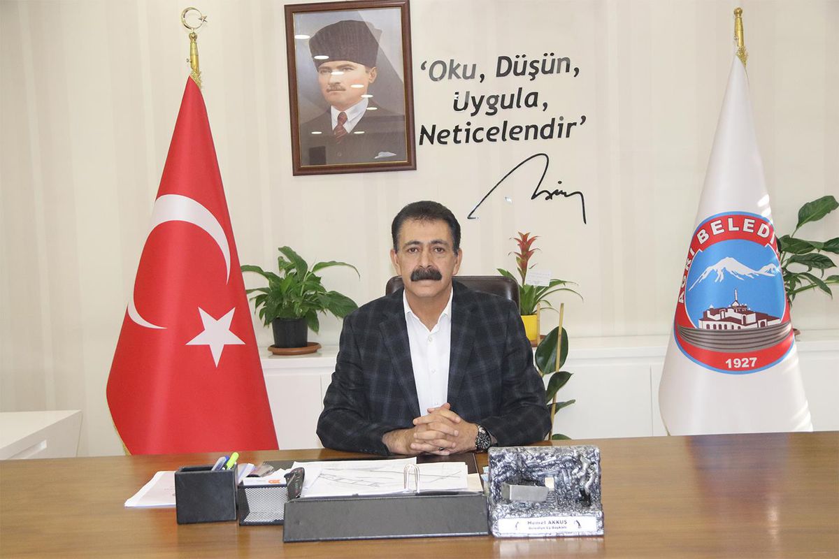 Ağrı Belediye Eş Başkanı Memet Akkuş hayatını kaybetti