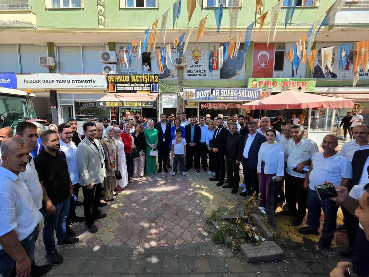 AK Parti Diyarbakır'da Silvan'da Temaslarda Bulundu