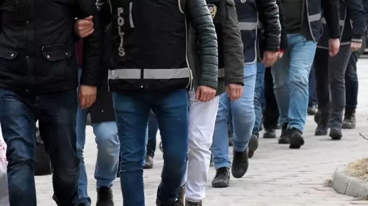 Ankara'da Uyuşturucu ve Fuhuş Operasyonu: 14 Gözaltı
