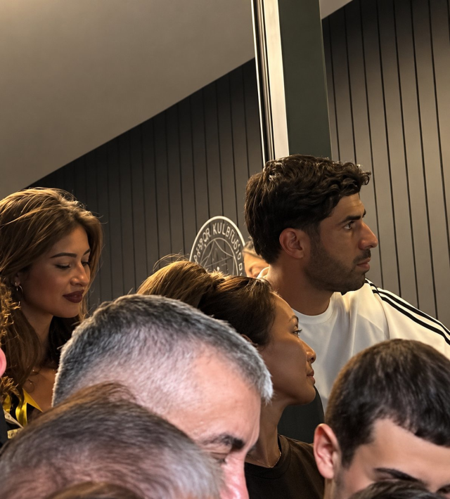 asensio derbiyi locadan izledi 5cf485b27b 9331 1 m