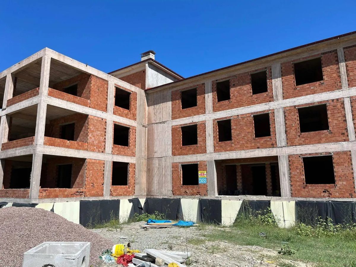 Ayancık'taki Yarıda Kalan Huzurevi Projesi Bakanlığa Devrediliyor