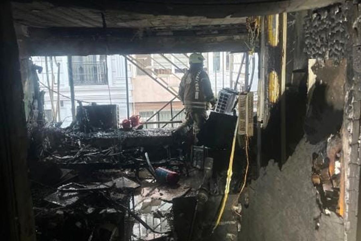 Bakırköy'de otelde yangın: 12 yaralı