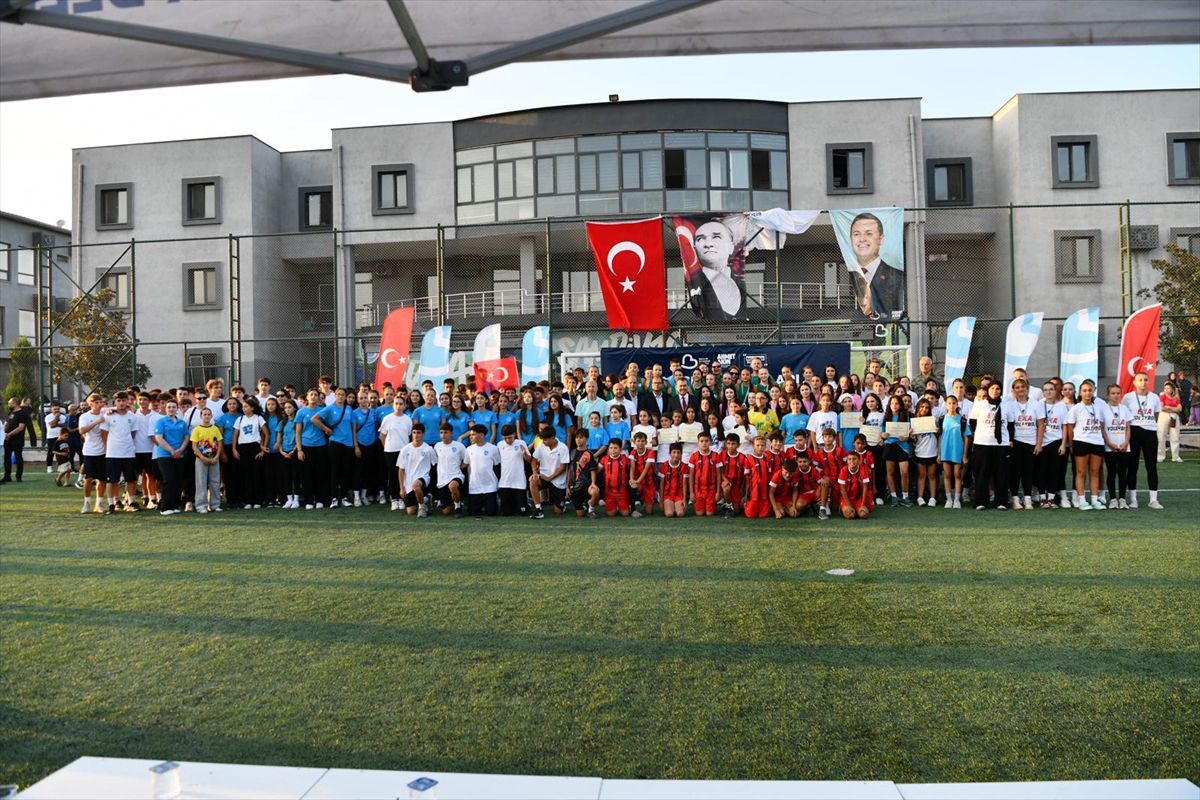 Balıkesir'de Yaz Spor Okulları Sona Erdi