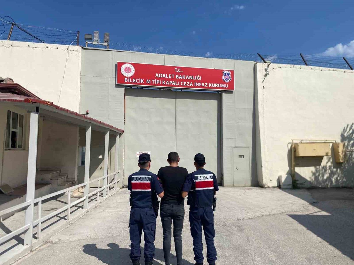 Bilecik'te Dolandırıcılık Hükümlüsü JASAT Ekipleri Tarafından Yakalandı