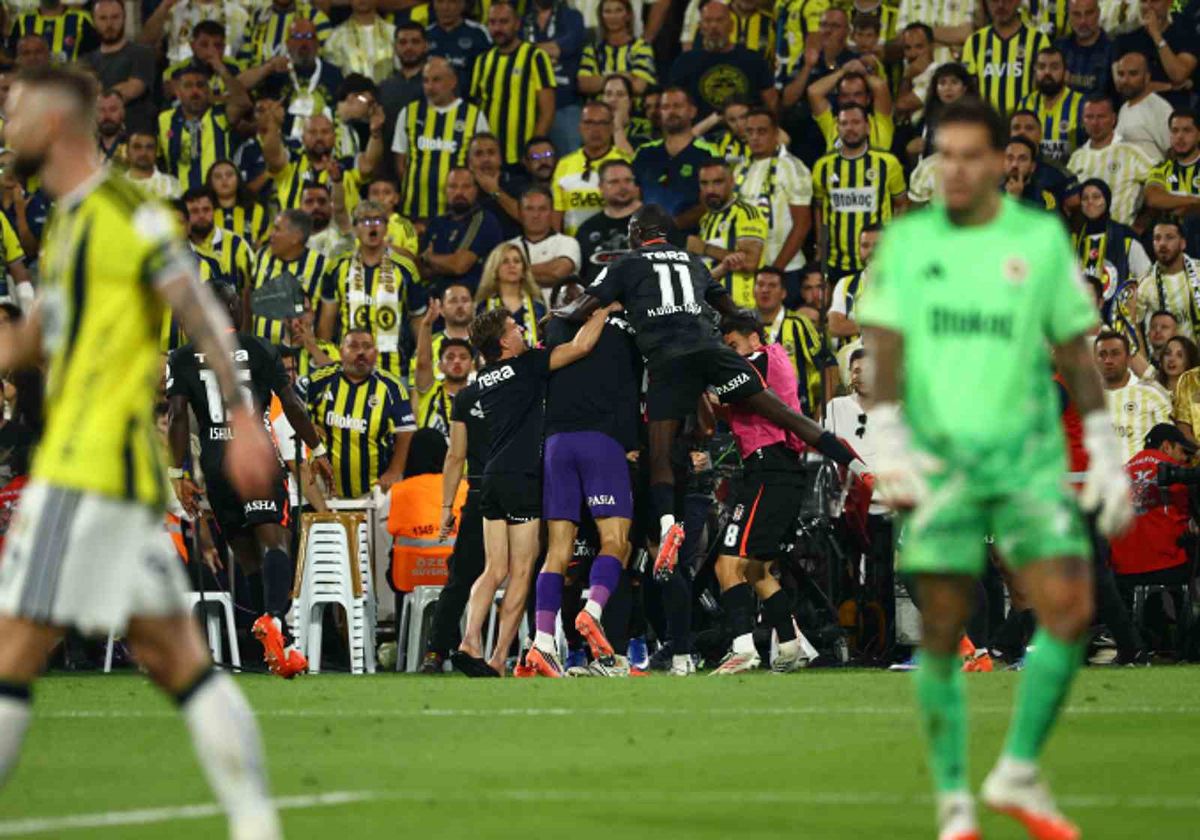 Beşiktaş'tan derbide 2-1, puan 9