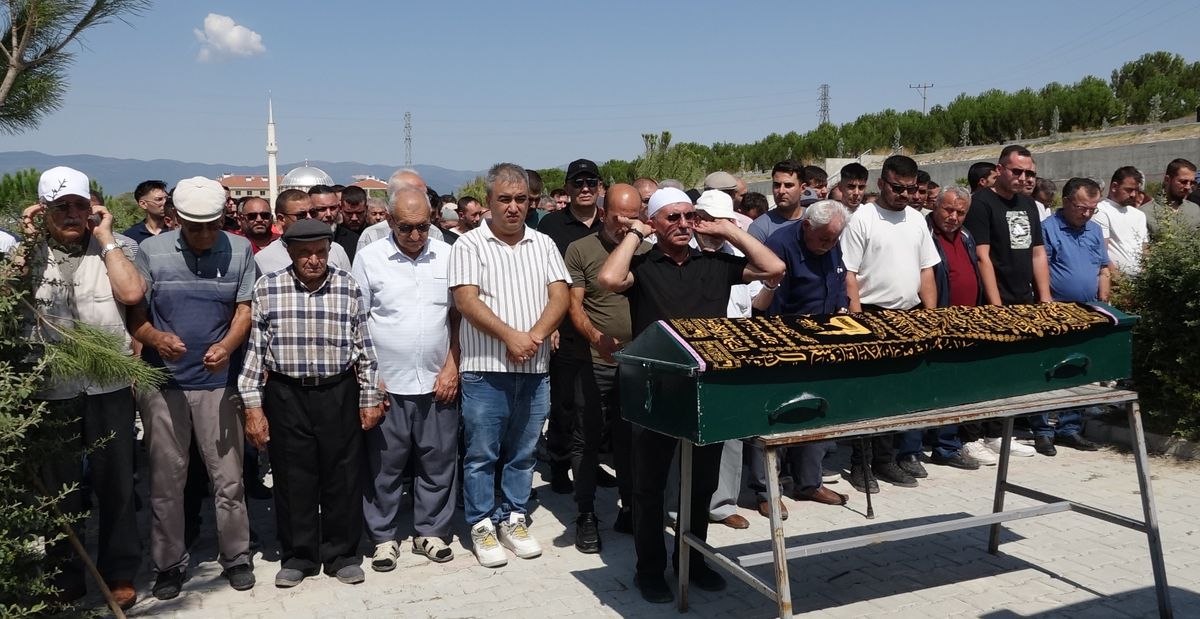 Burdur'da Düğün Öncesi Motosiklet Kazası: İsmail Arpağ Son Yolculuğuna Uğurlandı