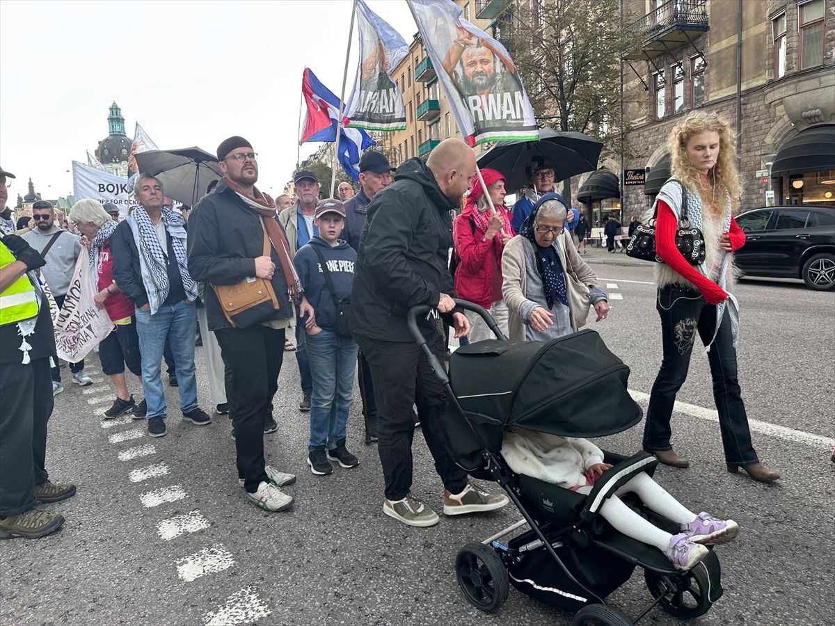 Stockholm'de Gazze protestosu: Ateşkes talebi