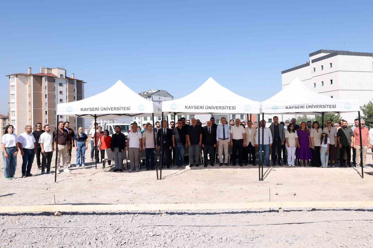 KAYÜ'de Bilişim Teknolojileri MYO Temel Atma Töreni