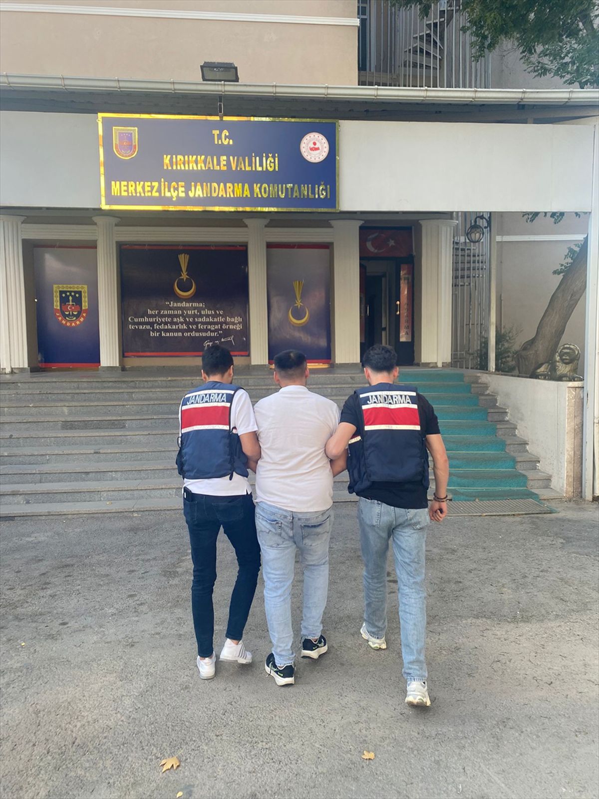 Kırıkkale'de 5 Yıl Kesinleşmiş Hapis Cezalı Firari Hükümlü Yakalandı