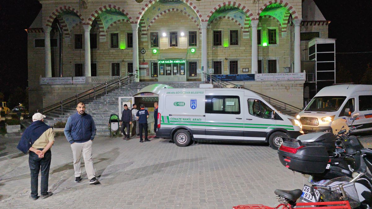 Girne'deki Gemi Kazasında Hayatını Kaybeden Elmas Demir'in Cenazesi Eskişehir'de Toprağa Verilecek