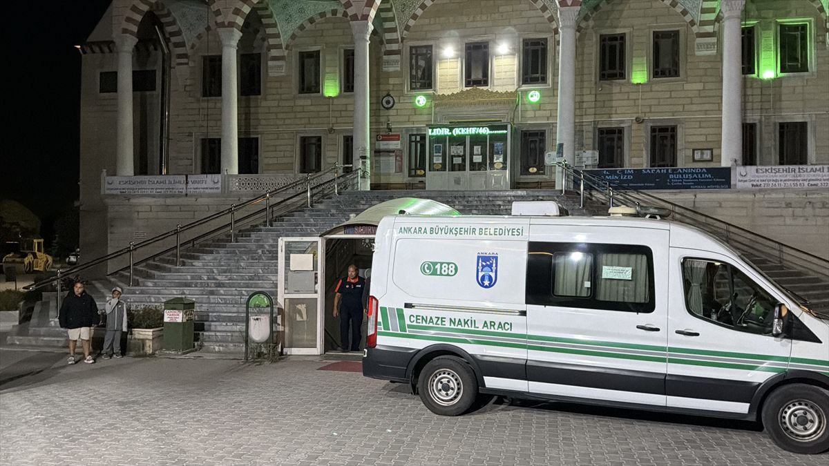 Girne Faciasında Kaybolan Elmas Demir'in Cenazesi Eskişehir'de