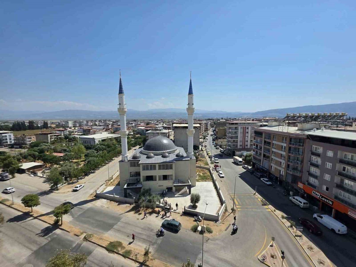 Aydın'ın Köşk ilçesinde Bilal-i Habeşi Camii ibadete açıldı