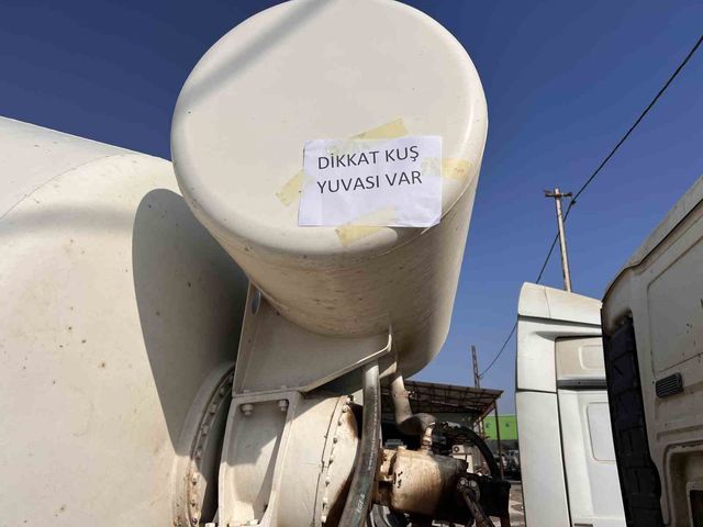 kumrunun yuva yaptigi beton mikserini dagilma 5 20208847 o