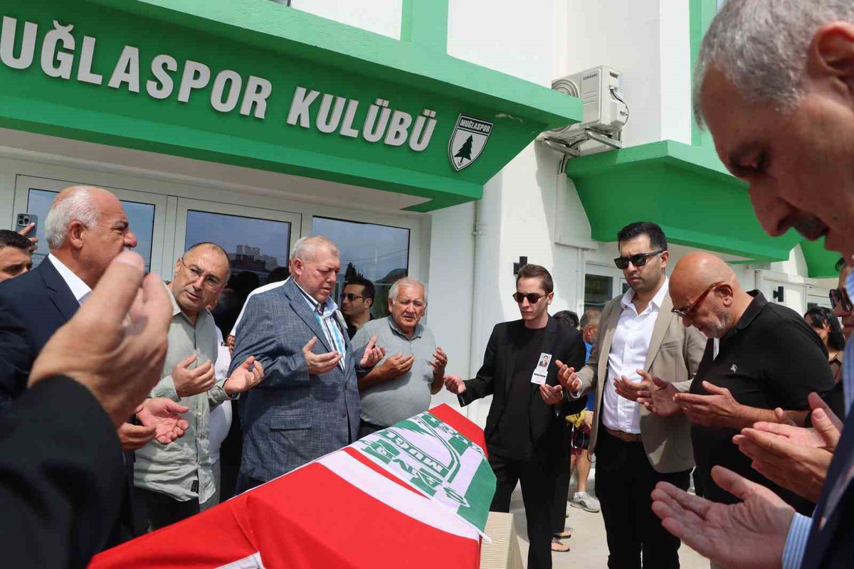 Muğlaspor'dan Latif Sakıcı'ya Veda Töreni Düzenlendi