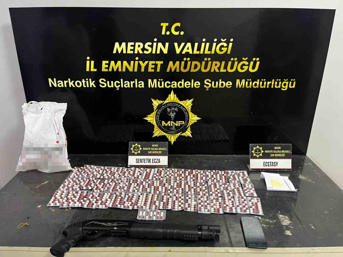 Mersin'de Uyuşturucu Operasyonu: İki Şüpheli Tutuklandı