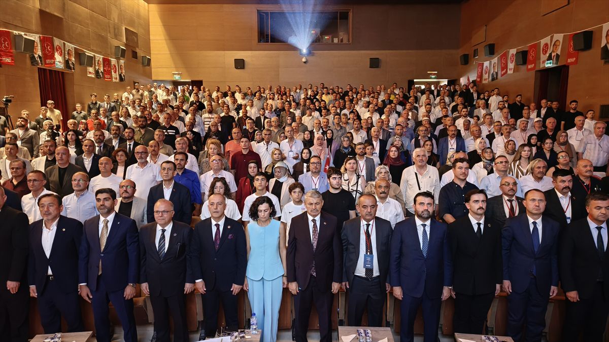 MHP Karabük'te Gedikoğlu yeniden başkan