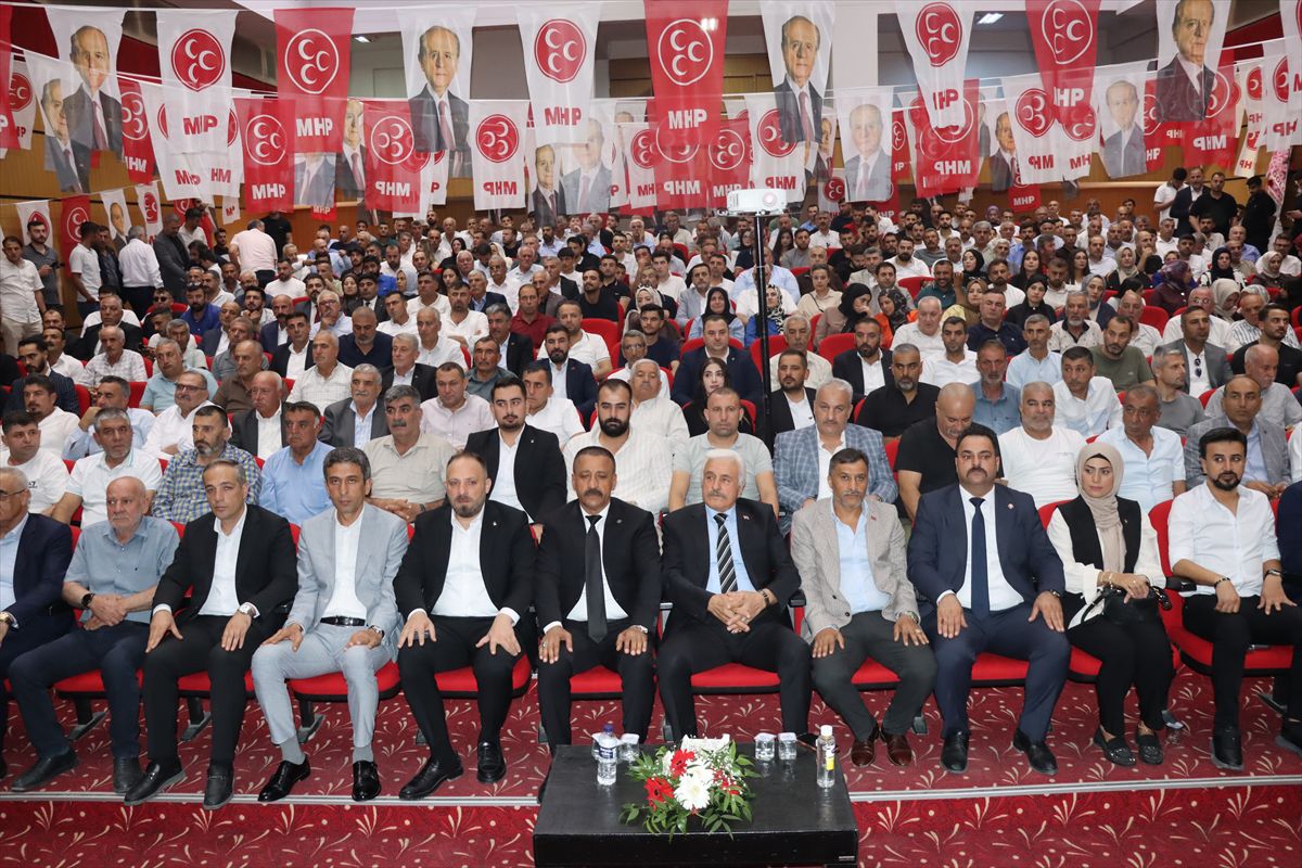 MHP Midyat'ta Adil Acar yeniden başkan