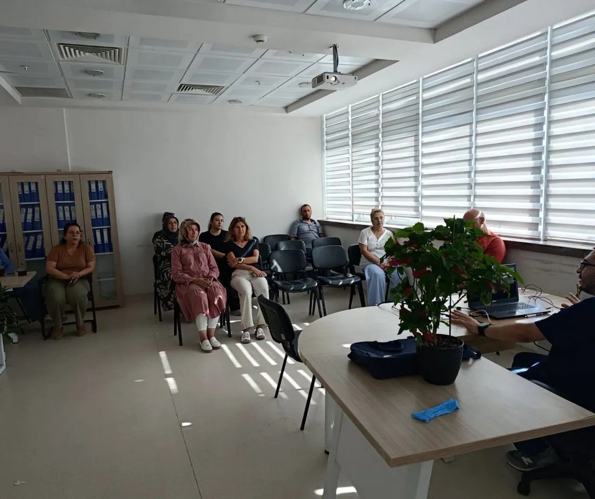 Sinop’ta Sağlık Çalışanlarına Liderlik Eğitimi: “Rotayı Kim Çiziyor?”
