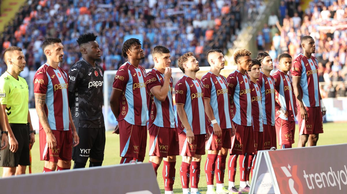 Trabzonspor'da Büyük Transfer Operasyonu: 15 Futbolcu Geldi, 23 İsim Takımdan Ayrıldı