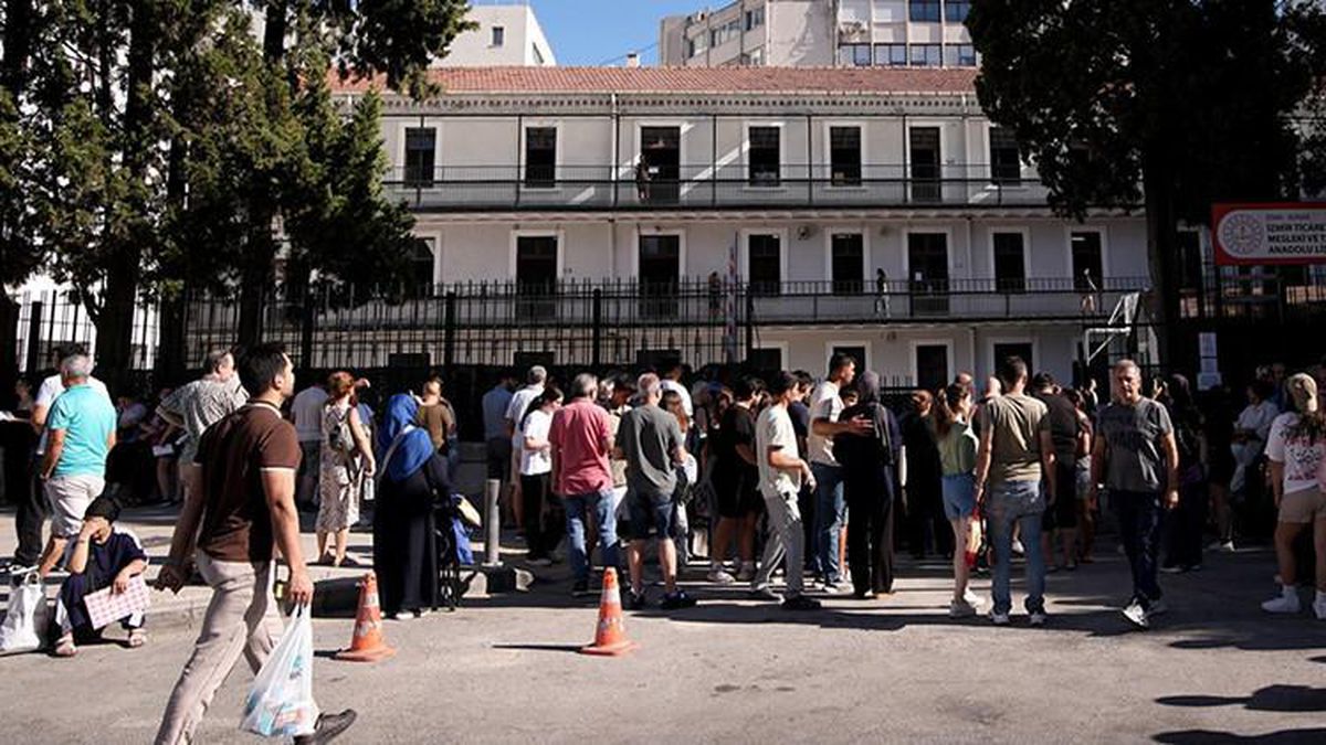 2026-KPSS Lisans Sınavı yoğun katılımla başladı