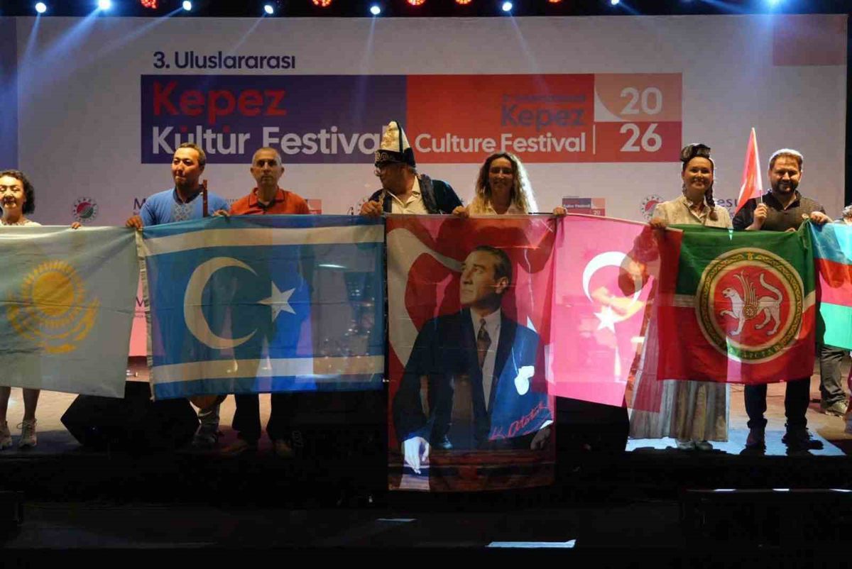 Kepez'de 8 Gün Süren Renkli Kültür Festivali Sona Erdi