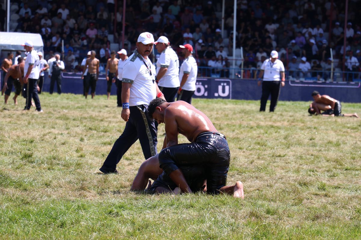 674. Elmalı Yağlı Güreşleri'nde Final Heyecanı