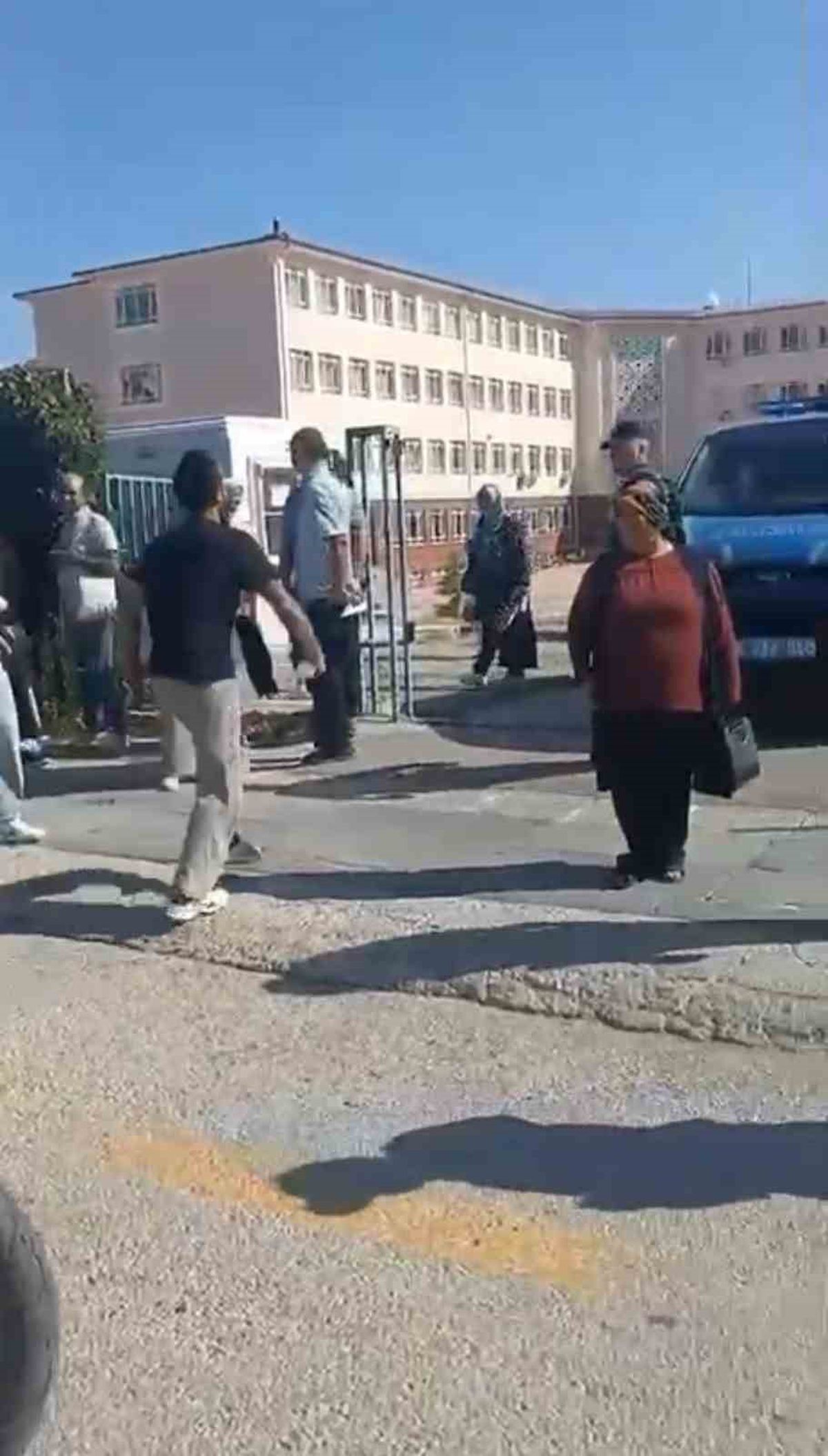 KPSS Adayına Jandarmadan Kimlik Desteği