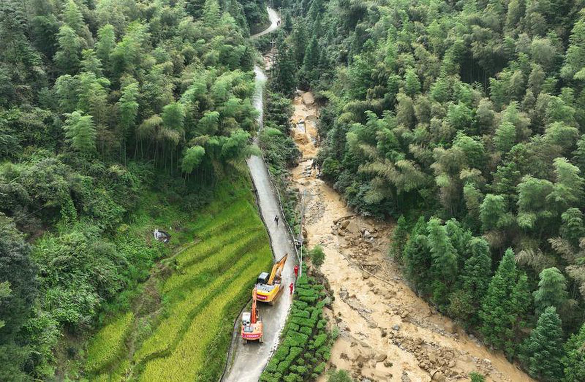 Çin'in Jiangxi Eyaletindeki Heyelanda 3 Ölü, 9 Kayıp