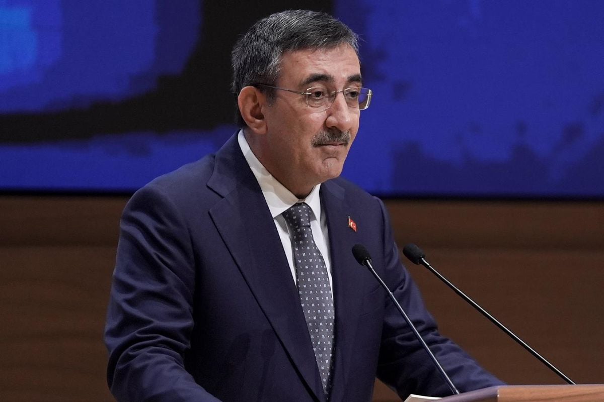 Orta Vadeli Program açıklanıyor: Yıl sonu enflasyon tahmini yüzde 28,4 oldu