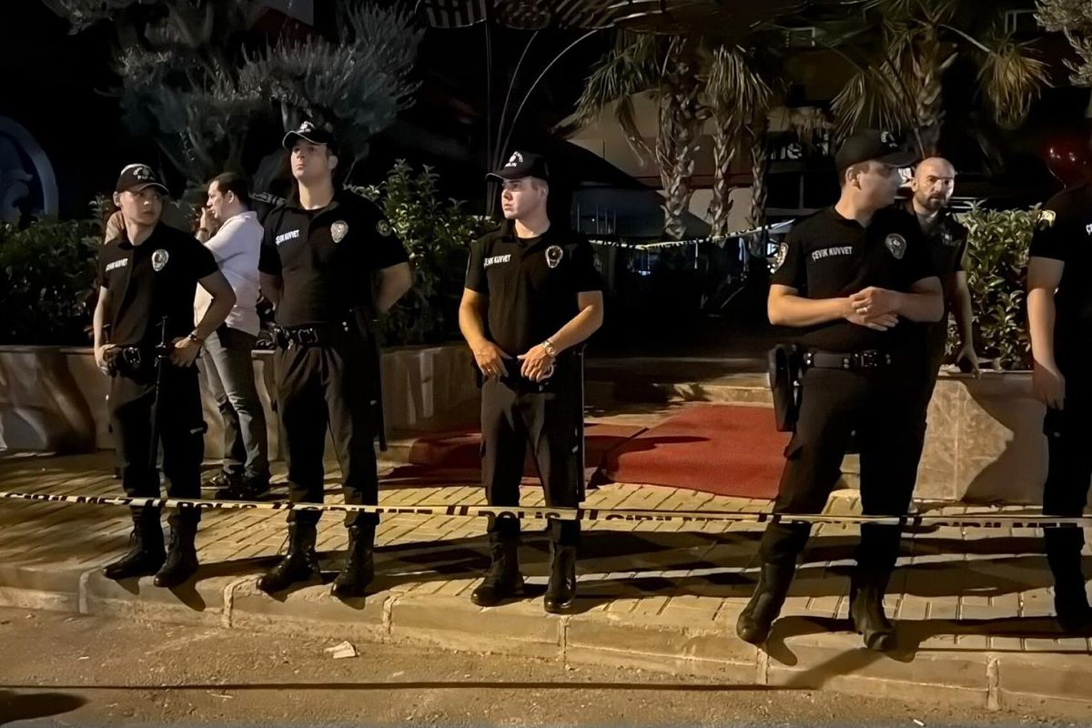 Denizli'de alacak verecek kavgası silahlı çatışmaya döndü: Çok sayıda ölü ve yaralı var